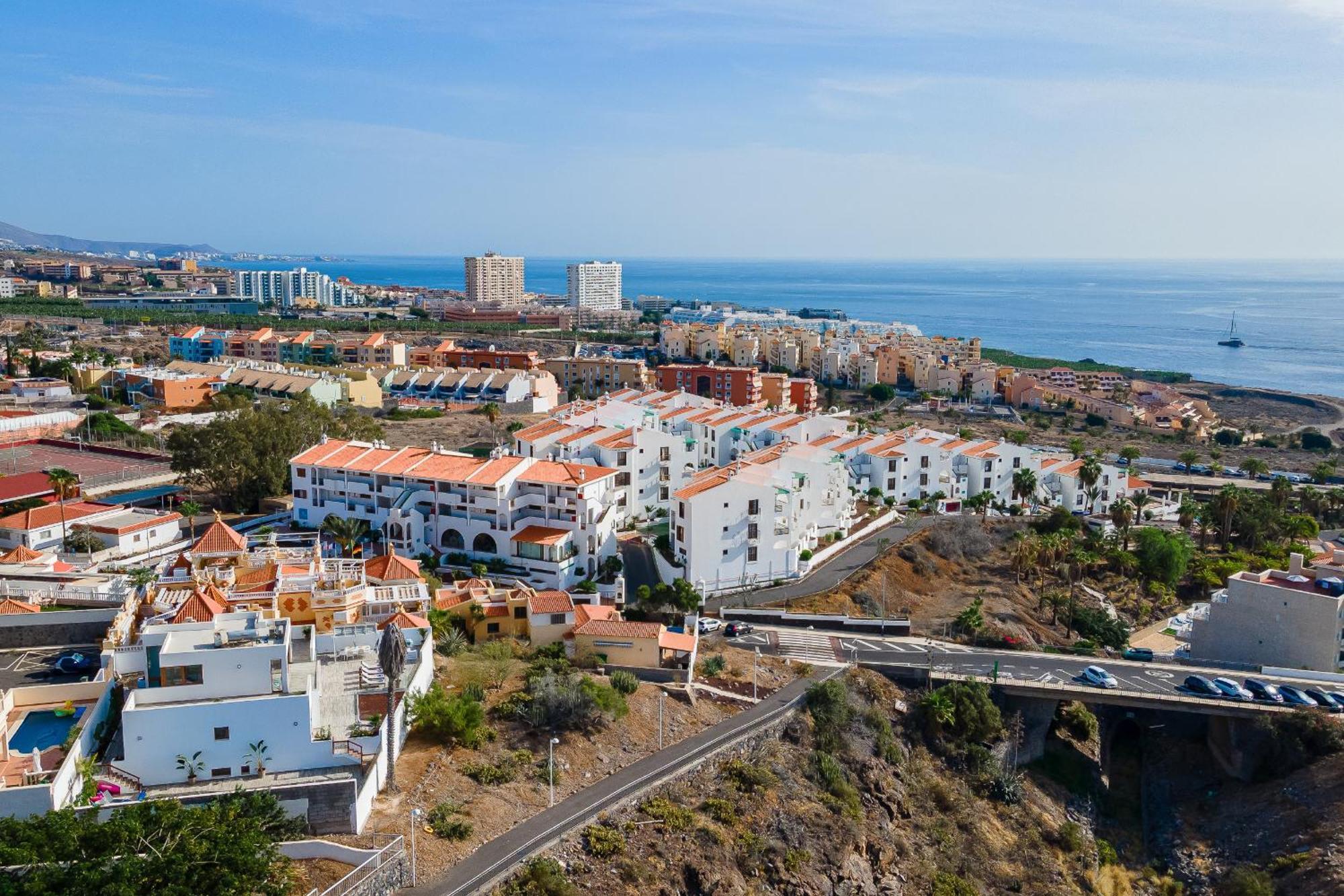 Fabulous Contemporary 5 Bedroom Villa With Private Heated Pool, Sleeps Max 13 Callao Salvaje Exteriör bild