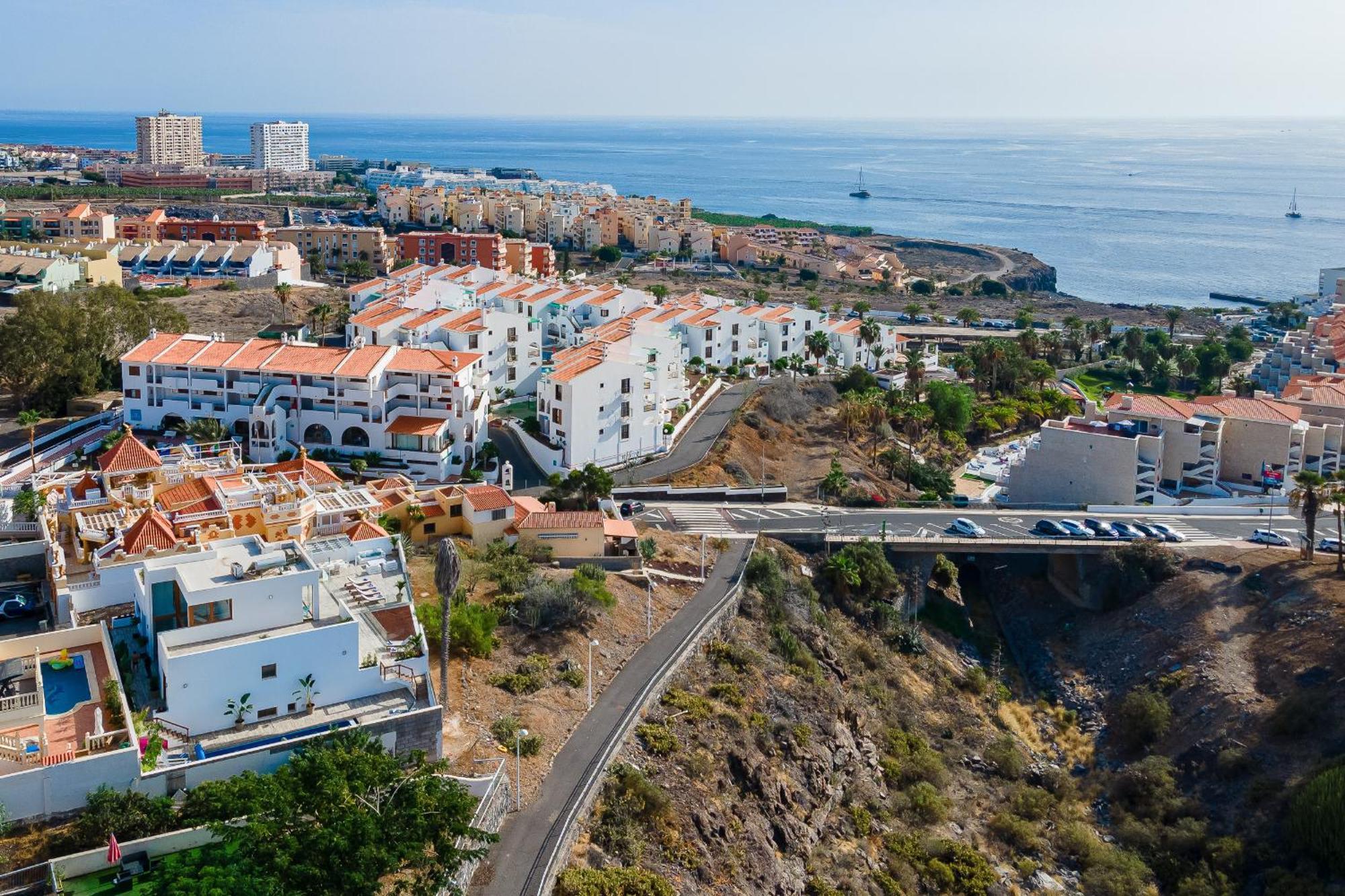 Fabulous Contemporary 5 Bedroom Villa With Private Heated Pool, Sleeps Max 13 Callao Salvaje Exteriör bild
