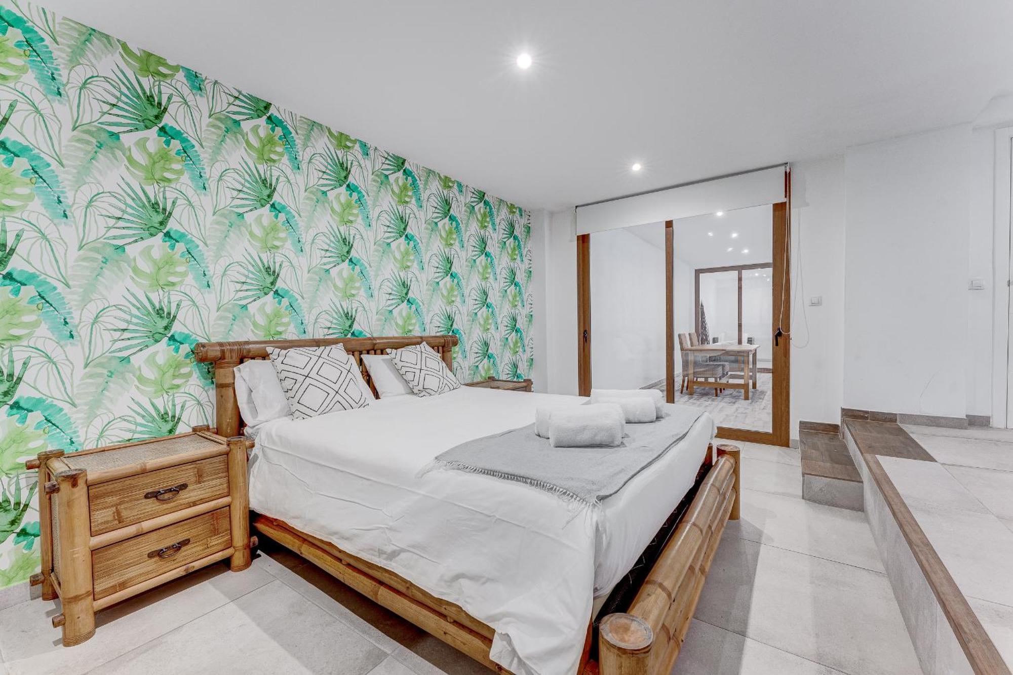 Fabulous Contemporary 5 Bedroom Villa With Private Heated Pool, Sleeps Max 13 Callao Salvaje Exteriör bild