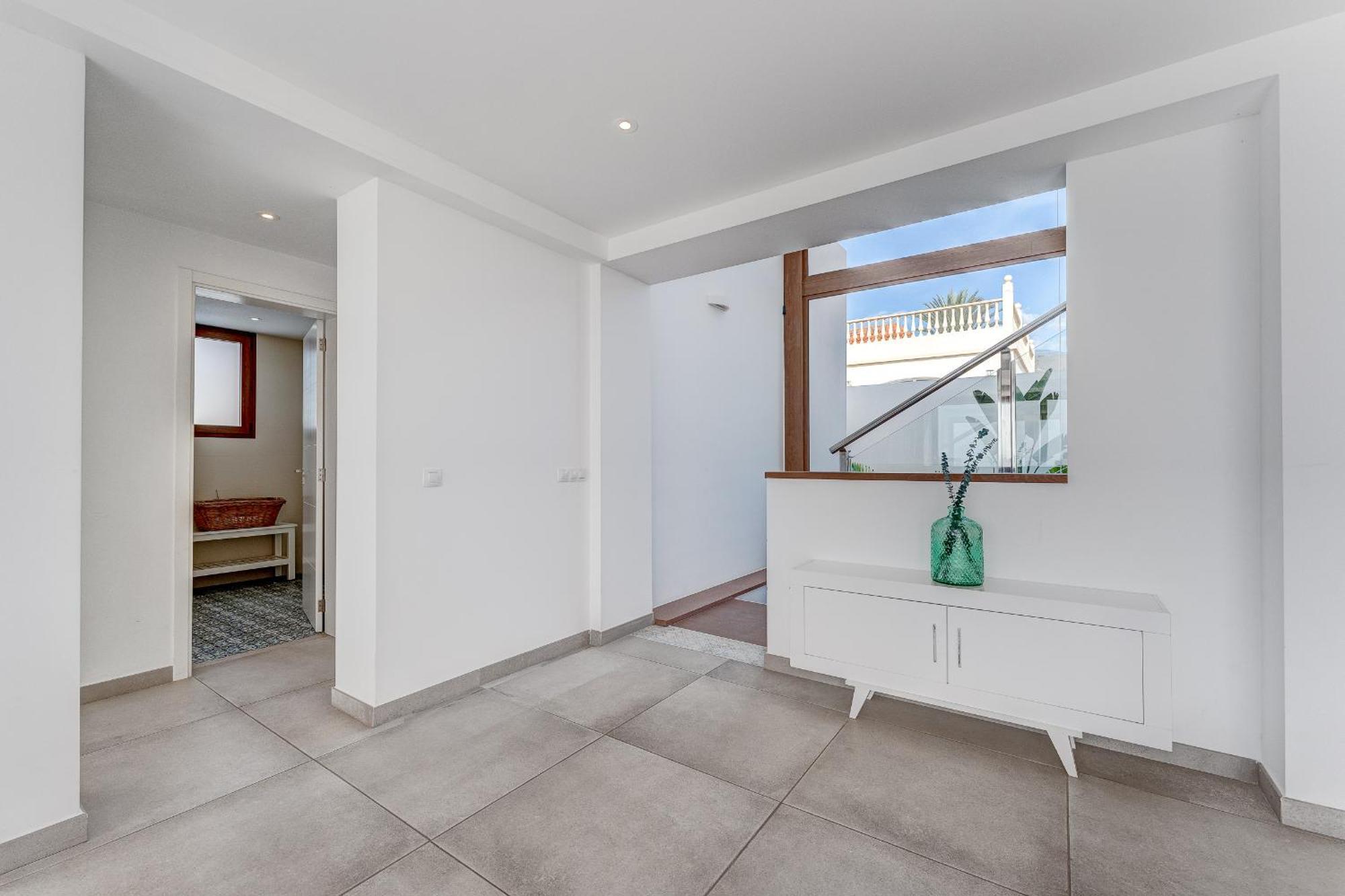Fabulous Contemporary 5 Bedroom Villa With Private Heated Pool, Sleeps Max 13 Callao Salvaje Exteriör bild