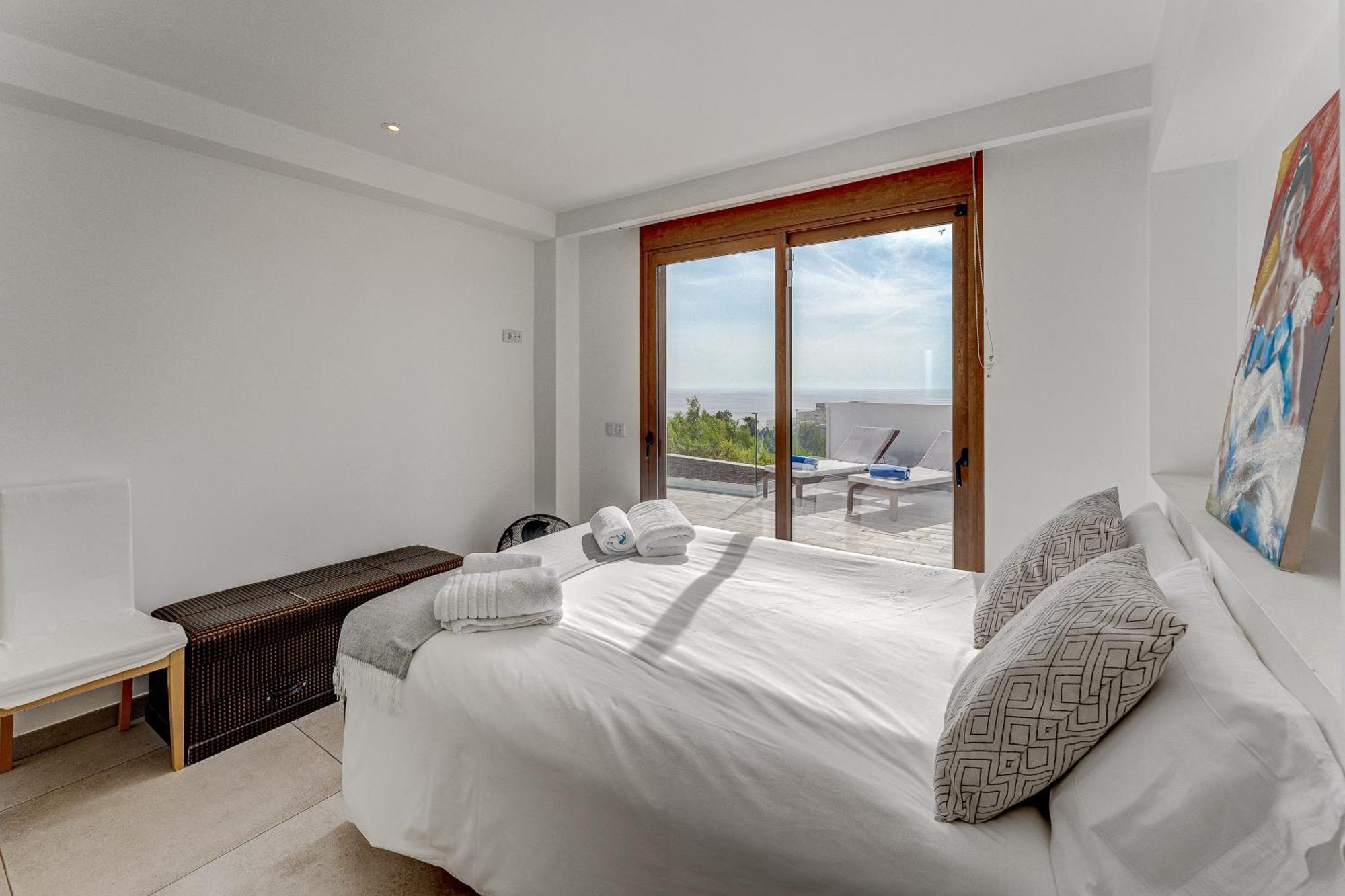 Fabulous Contemporary 5 Bedroom Villa With Private Heated Pool, Sleeps Max 13 Callao Salvaje Exteriör bild