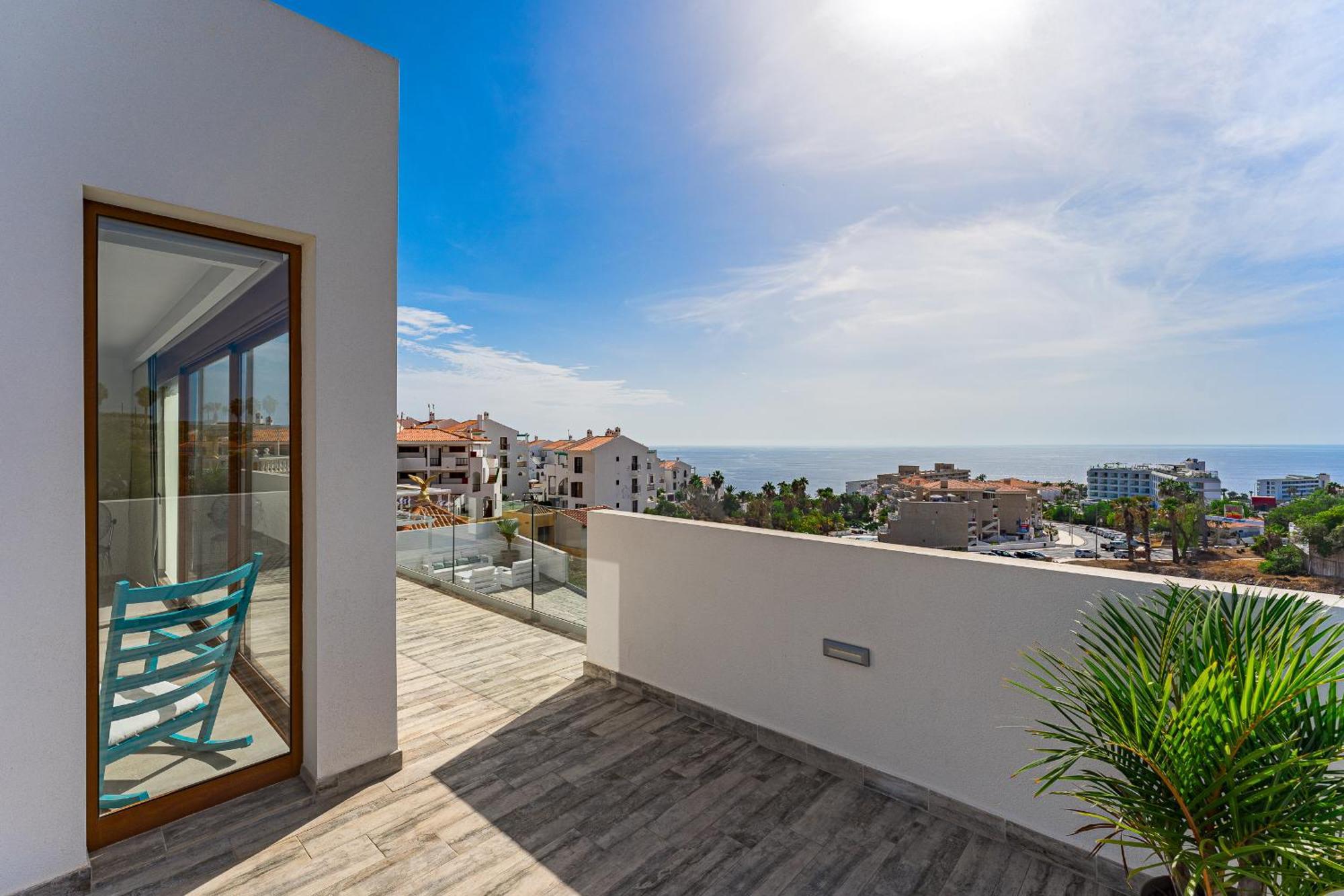 Fabulous Contemporary 5 Bedroom Villa With Private Heated Pool, Sleeps Max 13 Callao Salvaje Exteriör bild